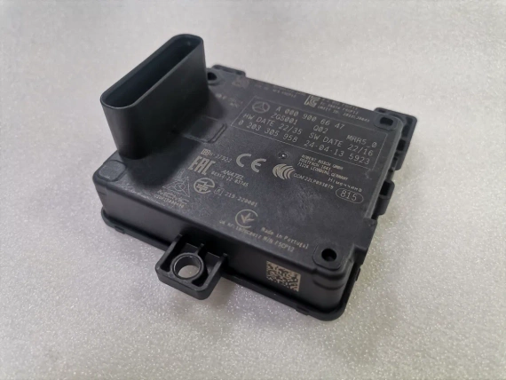 Нов радар Mercedes A0009056647 A0009052017 9051019