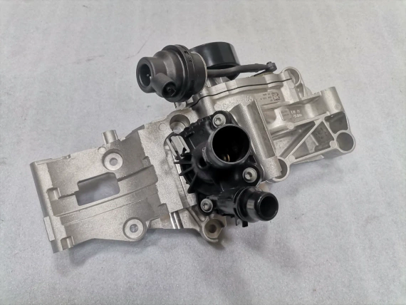 OE BMW 9888472 X5 G05 X6 G06 X7 G07 5 G60 7 G70 Всмукателна система EGR клапа управление