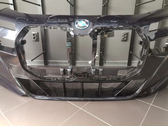 Предна Броня BMW 7 i7 G70 M Пакет Спорт Shadow Line Комплект - A37