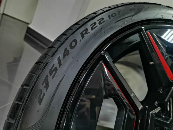 Neu 22" Sommerräder 922 M Red Label BMW XM G09 X8