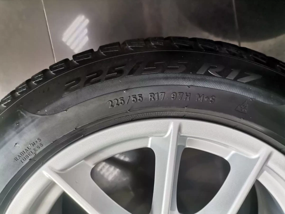 Зимен К-т 17” BMW Джанти  Style 618 + Гуми Pirelli + Датчици БМВ 5 G30 G31 G32 7 G11 G12