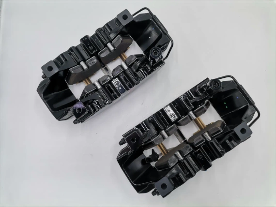 Нов 420615107E 420615108E Спирачен Апарат Audi R8