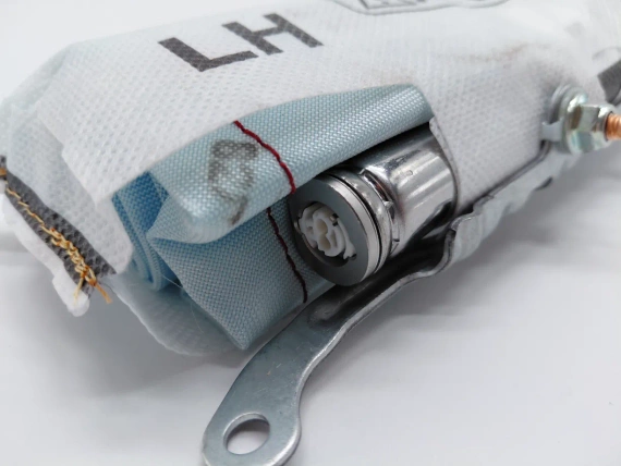 9Y4880241E Нов Ляв Аербег Airbag Porsche Cayenne