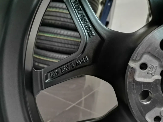 Нови 18" Джанти BMW Style 932 Гуми Датчици G60 G61