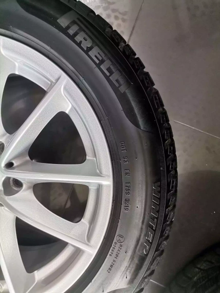 Зимен К-т 17” BMW Джанти  Style 618 + Гуми Pirelli + Датчици БМВ 5 G30 G31 G32 7 G11 G12