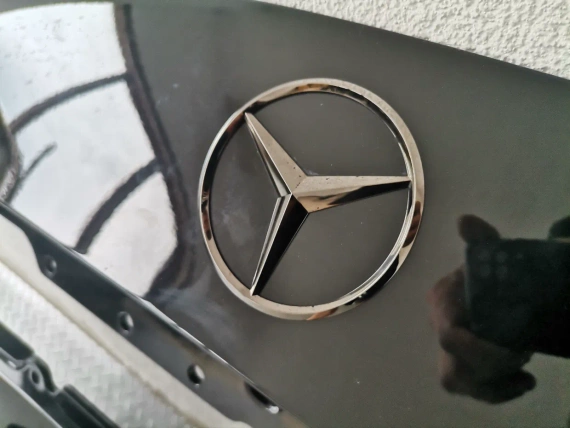 Nowa klapa bagażnika Mercedes SL 63 AMG R232 W232