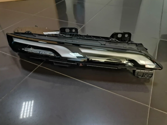 Nowy Reflektor Górny Prawy BMW G70 i7 Full Led Oryginał 9450080