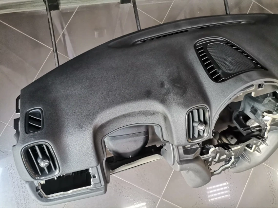 Schwarzes Armaturenbrett MINI Countryman F60 COOPER S