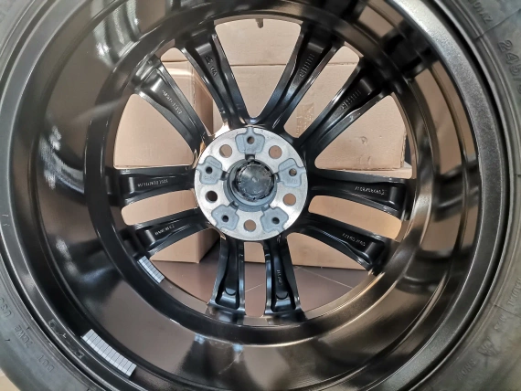 19" Zestaw zimowy Koła BMW Style 630 Opony Czujniki G11 G70 I7 X3 G01 X4 G02 IX3 G08