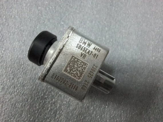 5B65EA7 Nowa kamera 360° BMW G70 G05 G06 G07 G09