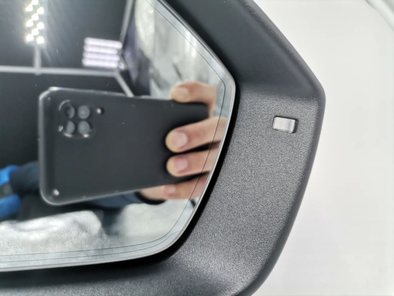 New 89B857502Q OE Audi Q4 Outside Mirrors 15+6 pin