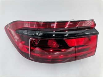 Nowy 4N0945207L Audi S8 A8 4N D5 OLED Tylna Lampa