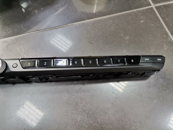 Szklana dźwignia zmiany biegów + panel audio BMW G14 G15 G16 BMW G14 G15 G16 Perfect - A76