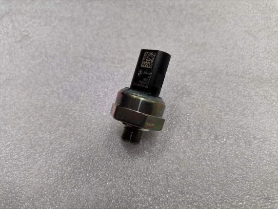 NEW 8647488 BMW oil pressure sensor F30 F10 G11 X5