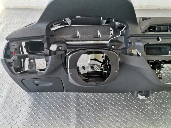 Neu Armaturenbrett BMW 5 G30 G31 Lci HUD Schwarz