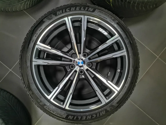 19” Nowe felgi BMW Styl M812 Opony Czujniki BMW M5 F90 M8 F91 F92 F93