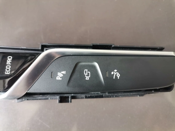Center console control panel BMW 6 G32 GT S5DNA S609A - A60