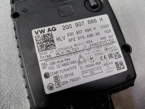 2Q0907686H Neu Radarsensor Audi VW Seat Skoda
