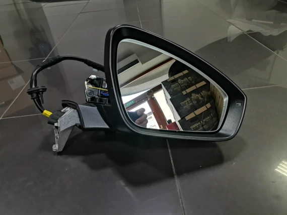 Nowy 89C857502J Oryginalny Audi Q4 e-tron lusterko