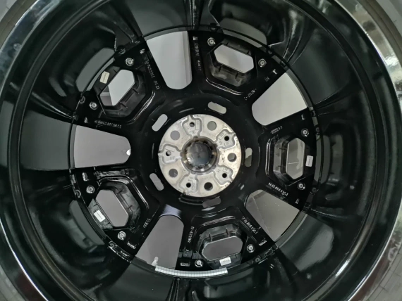 Neu 22" Sommerräder 922 M Red Label BMW XM G09 X8