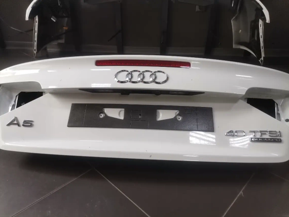 Trunk lid with camera Audi A5 8T Facelift Cabrio