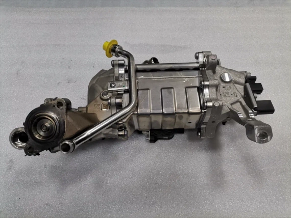 9886766 Chłodnica EGR OE BMW G70 G05 G06 LCI X7