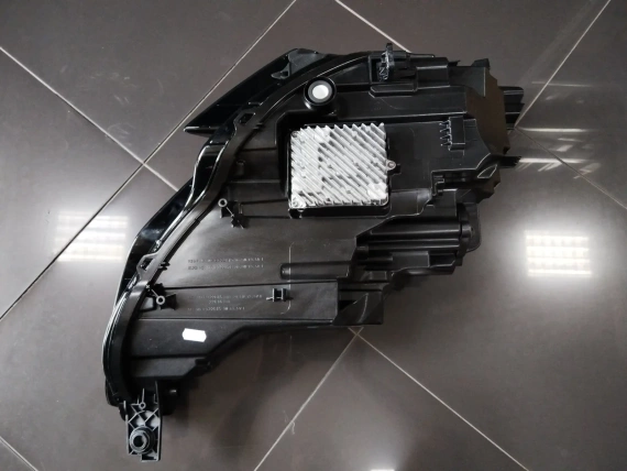 Нов 8Y0941033 Audi A3 S3 8Y Voll LED Фар