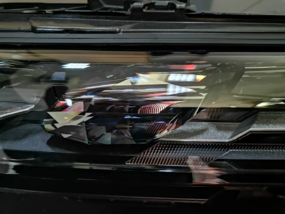 Ляв Горен Фар BMW G70 i7 Crystal Swarovski Кристал Сваровски 9879935