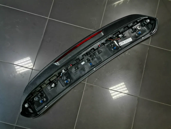 8W9827933 OE spoiler rear hatch Audi A4 B9 8W Avan