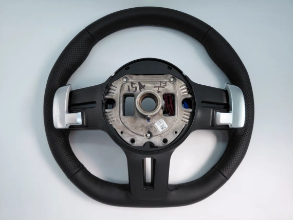 Nowa A0004603416 kierownica AMG Line Mercedesa