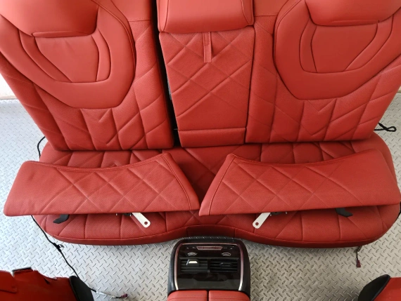 New interior seats BMW XM X8 G09 Individual Carbon