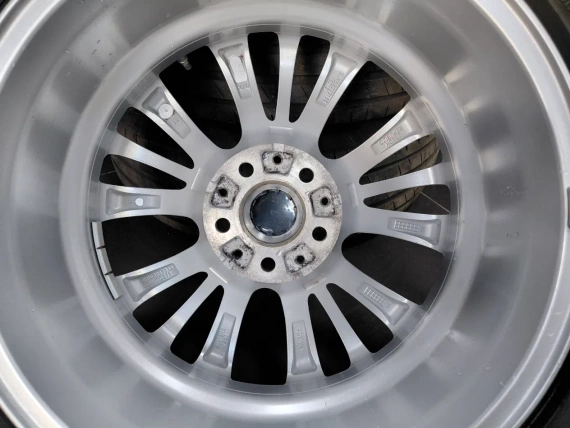 18" BMW Джанти Style 643 Гуми Датчици G30 G31 G20