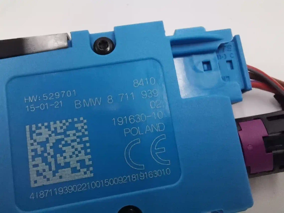 BMW G20 G22 G26 G80 G82 Gniazdo USB 8711939