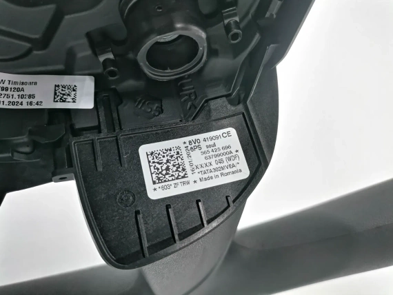 Nowy 8V0419091CE OE Kierownica Audi A3 8V Q2 GA