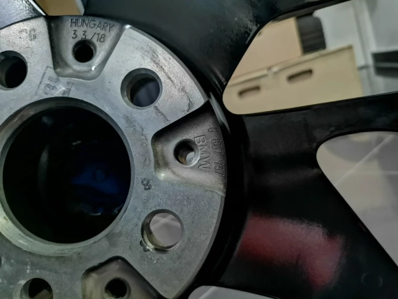 19” ОЕ BMW Джанти Style 428 Гуми Bridgestone Датчици БМВ I3 i 3 EV