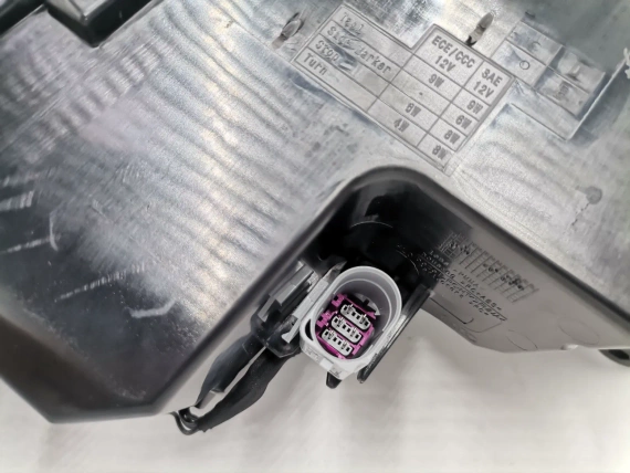 Neu 4N0945208L Audi S8 A8 4N D5 OLED Rückleuchte