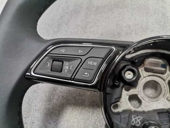 New 81A419091AA Sport steering wheel Audi Q2 Leder