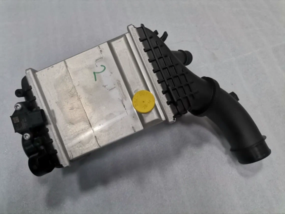 7852407 Интеркулер BMW F90 F91 F92 F93 F95 F96 5-8