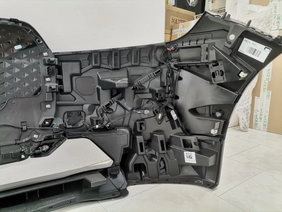 Zderzak Przedni BMW IX I20 M pakiet Zestaw A04