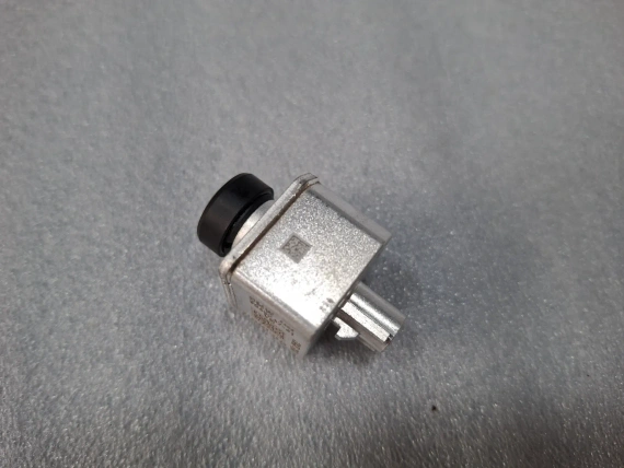 5B65EA7 Nowa kamera 360° BMW G70 G05 G06 G07 G09