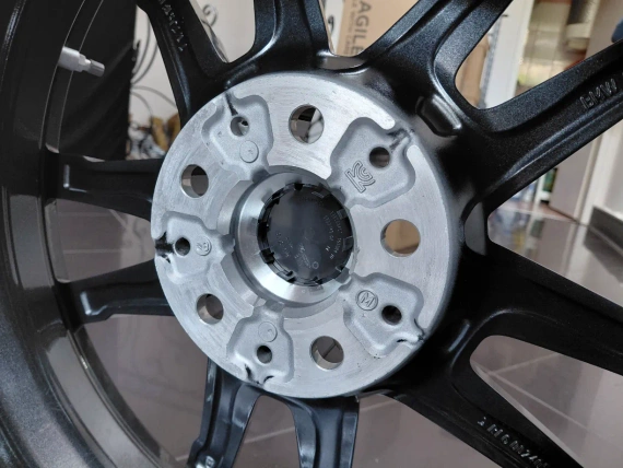 18" opon BMW Style 780 czujniki G20 G21 G22 G23