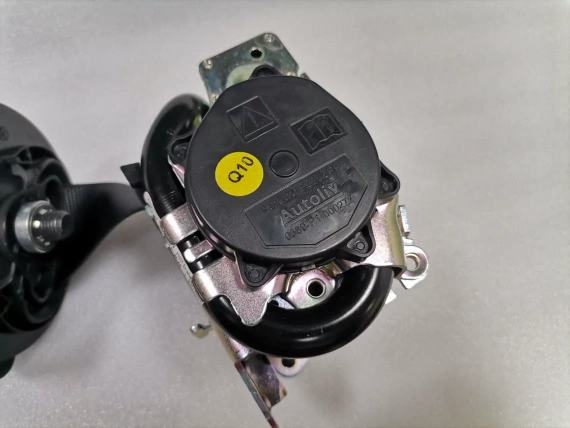 Нов десен колан A9078600200 Sprinter 907 910