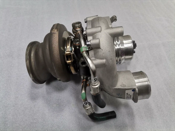 Turbosprężarka 7852373 BMW M5 F90 F91 F95 F96 5-8