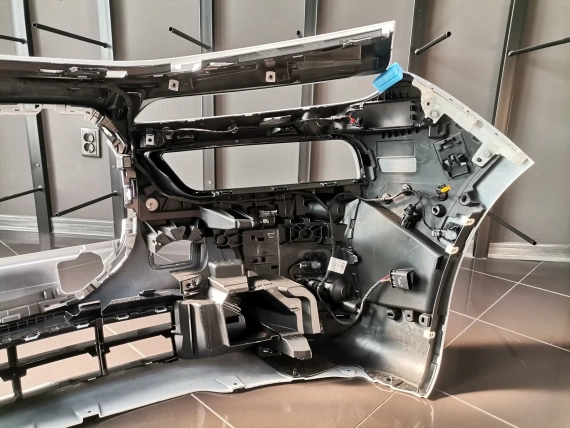 Zderzak Przedni BMW 7 i7 G70 Basis Pakiet Chrom Komplet - A45