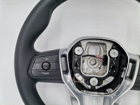 Нов волан OE BMW 2 U06 X1 U11 X2 U10 Sport кожа