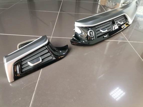 Interior Dashboard Moldings BMW G30 G31 G32 F90 M5 Piano Lacquer Excellent A75