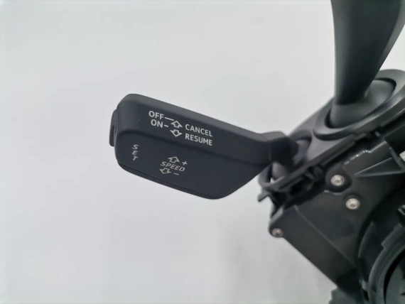 Нов 8S0907129AH OE Audi TT RS превключвател волан