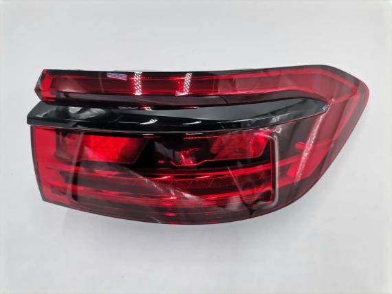 Neu 4N0945208L Audi S8 A8 4N D5 OLED Rückleuchte