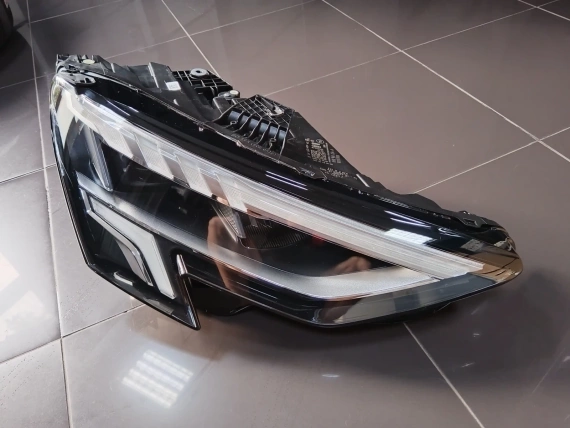 New 8Y0941034 Audi A3 S3 8Y Voll LED Headlights
