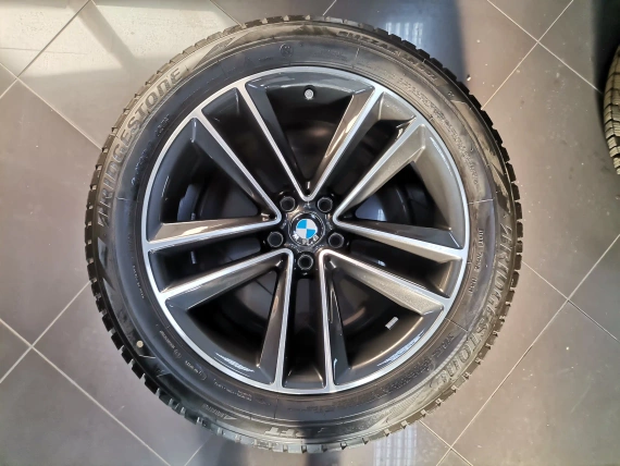 19" Zestaw zimowy Koła BMW Style 630 Opony Czujniki G11 G70 I7 X3 G01 X4 G02 IX3 G08